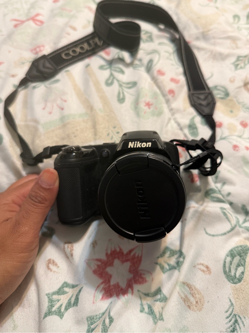 Nikon COOLPIX L340 20.2MP Camera + 32GB SD Card